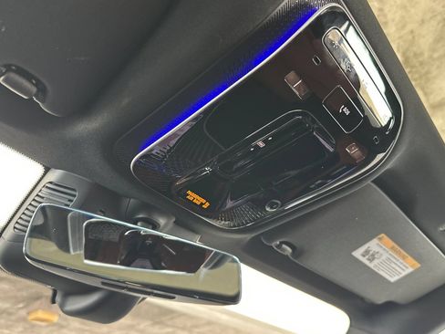 Used 2023 Mercedes-Benz GLC 300 image 23