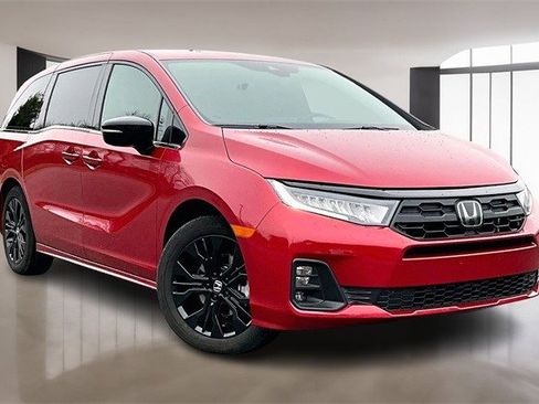 Certified 2025 Honda Odyssey Sport-L image 3