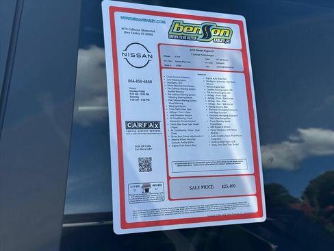 Used 2025 Nissan Rogue SV FWD image 26