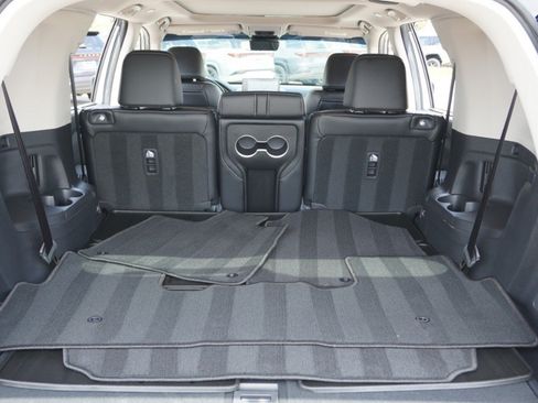 Used 2024 Honda Pilot Elite image 38