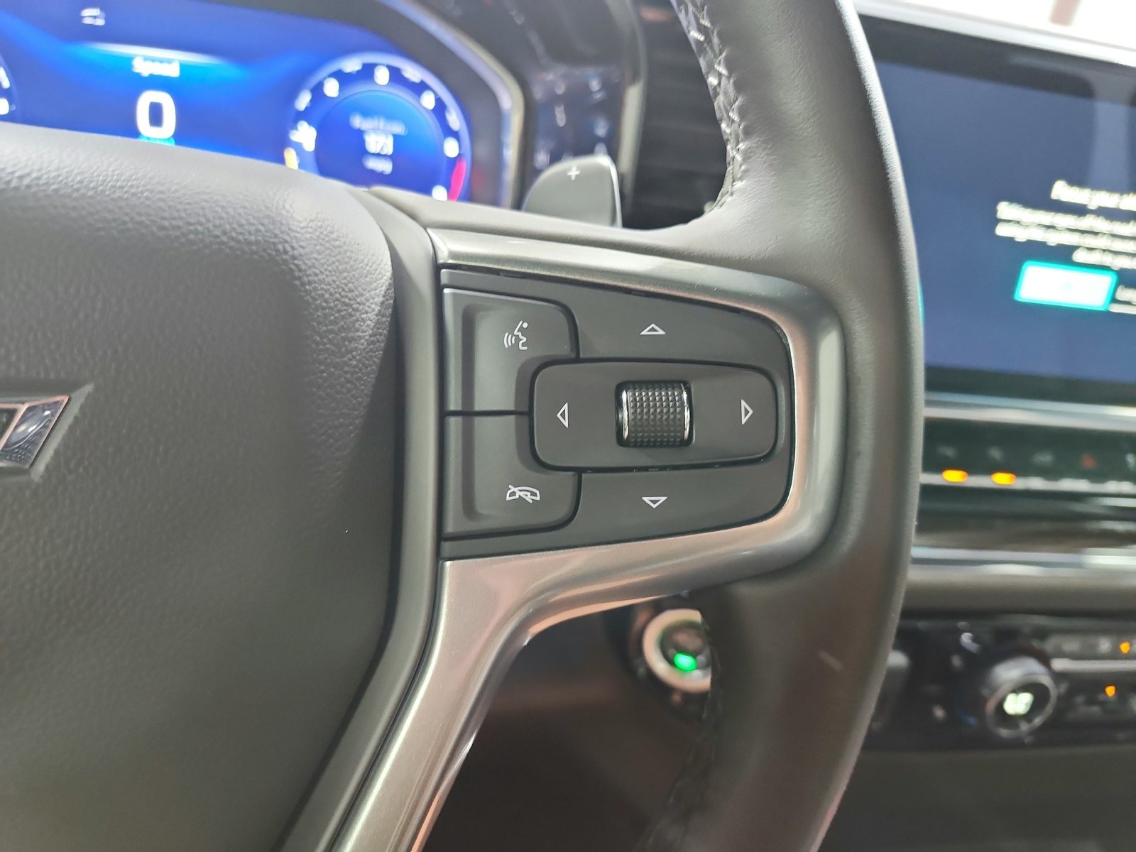 Used 2024 Chevrolet Silverado 1500 RST AWD/4WD image 23