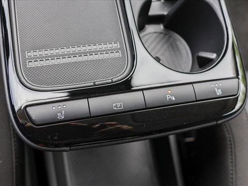 New 2025 Hyundai Ioniq 5 SE image 20