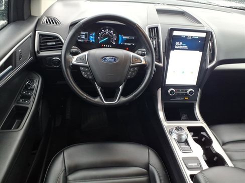 Used 2023 Ford Edge SEL image 6