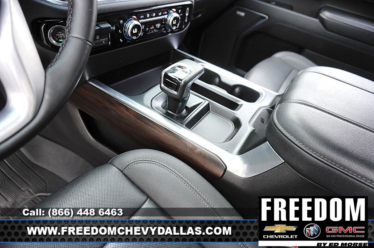 Used 2023 GMC Acadia SLE w/ Driver Convenience Package FWD image 28