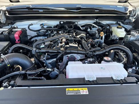 New 2025 Toyota Tacoma SR5 image 31