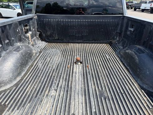 Used 2020 Ford F250 Lariat w/ Lariat Value Package AWD/4WD image 26