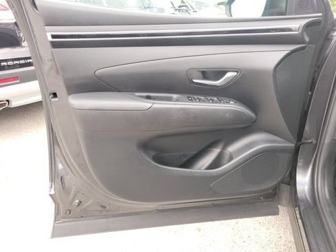 Certified 2024 Hyundai Tucson SE FWD image 13