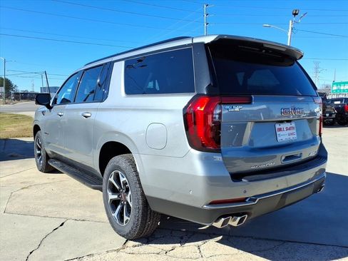 New 2026 GMC Yukon XL AT4 image 5