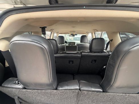 Used 2020 Mitsubishi Outlander SE FWD image 18