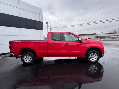 Used 2023 Chevrolet Silverado 1500 LT AWD/4WD image 8