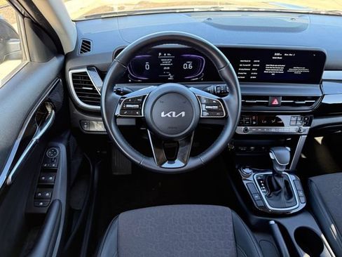 Used 2026 Kia Seltos S image 27