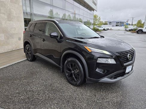Used 2021 Nissan Rogue SV w/ Premium Package AWD/4WD image 18
