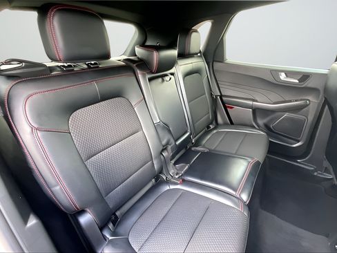 Used 2025 Ford Escape ST-Line FWD image 21