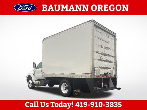 Used 2015 Ford F750 2WD Regular Cab Super Duty image 3