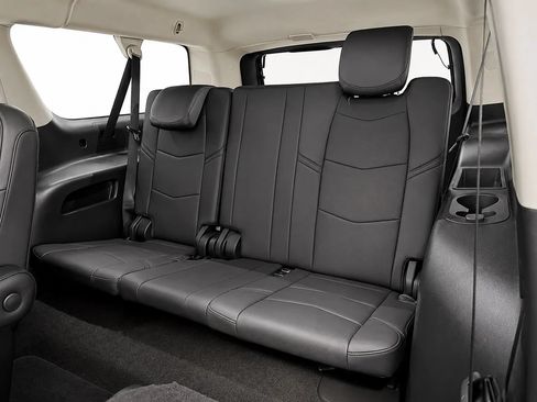 Used 2020 Cadillac Escalade ESV Luxury AWD/4WD image 15