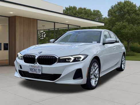 Used 2025 BMW 330i Sedan w/ Premium Package image 2