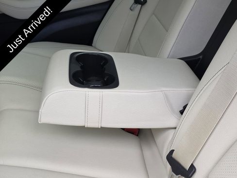 Used 2022 Mercedes-Benz GLE 350 image 11