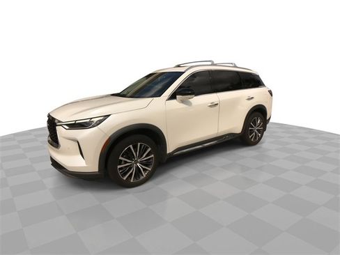 Used 2023 INFINITI QX60 Sensory w/ Cargo Package image 6