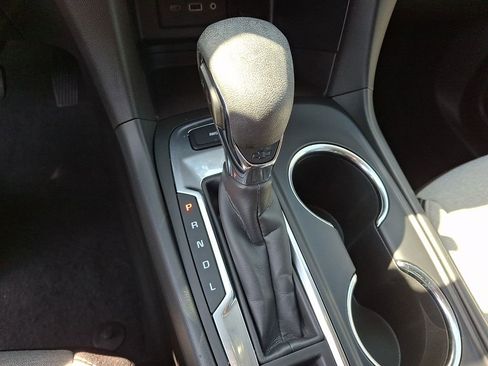 Used 2023 Chevrolet Equinox LS AWD/4WD image 15