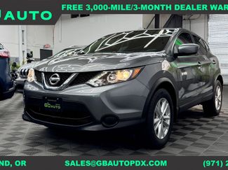 Used 2017 Nissan Rogue Sport S w/ S Appearance Package video 1