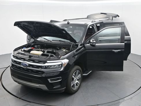 Used 2023 Ford Expedition Max Limited image 41