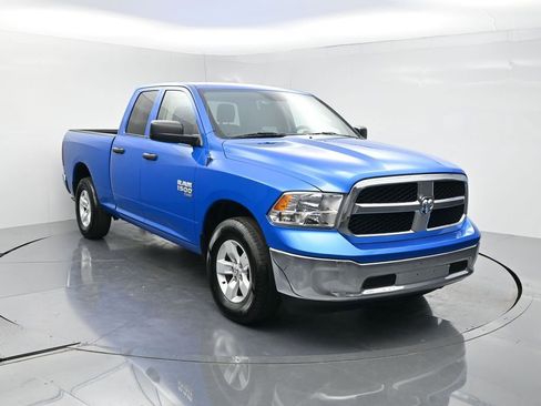 Used 2024 RAM 1500 Classic SLT AWD/4WD image 2