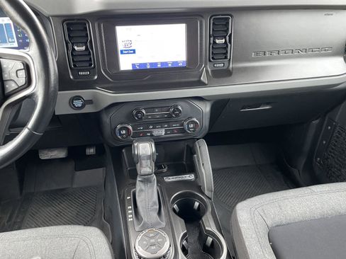 Used 2021 Ford Bronco Big Bend w/ Sasquatch Package AWD/4WD image 20