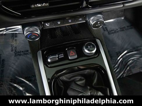 Used 2025 Lotus Emira image 22