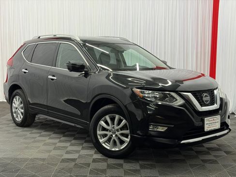 Used 2018 Nissan Rogue SV w/ Premium Package AWD/4WD image 2
