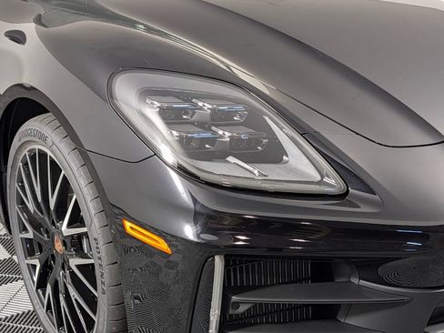 New 2026 Porsche Panamera RWD image 15