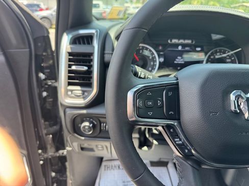 Used 2026 RAM 1500 Laramie AWD/4WD image 38