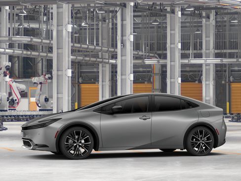 New 2027 Toyota Prius FWD image 5