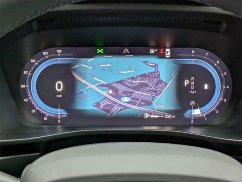 Certified 2023 Volvo XC40 B5 Plus w/ Protection Package Premier image 30