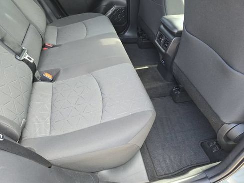 Used 2022 Toyota RAV4 XLE w/ Convenience Package FWD image 12