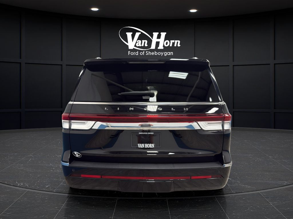 Used 2024 Lincoln Navigator L Black Label AWD/4WD image 6