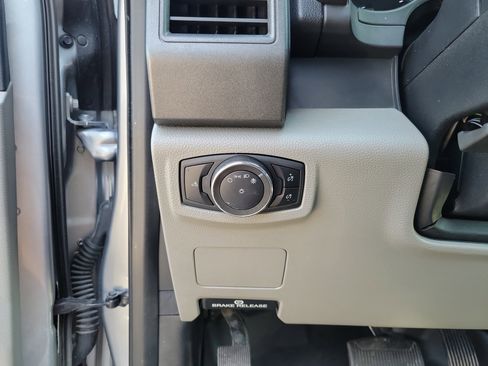 Certified 2020 Ford F250 XL w/ STX Appearance Package image 8