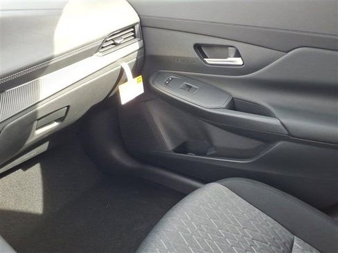 New 2026 Nissan Sentra SV image 25