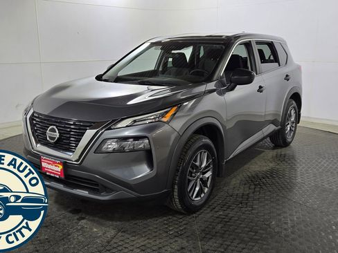 Used 2021 Nissan Rogue S AWD/4WD image 3