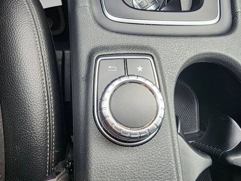 Used 2019 Mercedes-Benz GLA 250 GLA 250 4MATIC Sport Utility 4 image 22