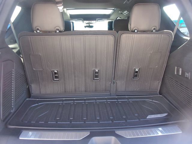 Used 2026 GMC Yukon Denali Ultimate AWD/4WD image 33