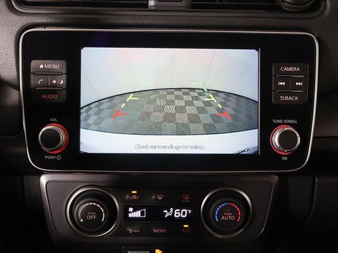 Used 2025 Nissan Leaf S FWD image 40