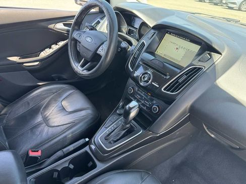 Used 2018 Ford Focus Titanium FWD image 15