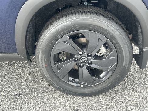 Used 2026 Nissan Rogue SV FWD image 22