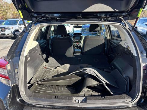 Used 2023 Subaru Crosstrek 2.0i Premium image 16