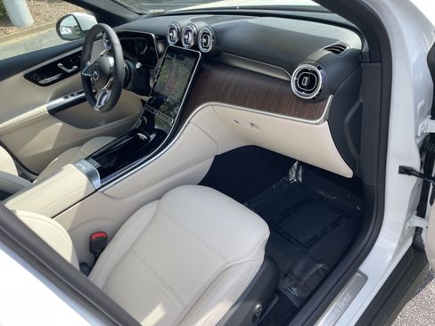 New 2026 Mercedes-Benz GLC 300 image 42