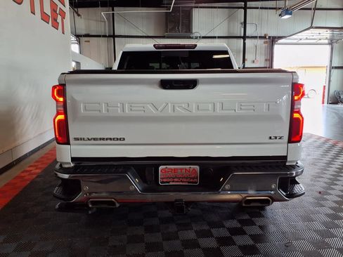 Used 2023 Chevrolet Silverado 1500 LTZ w/ LTZ Convenience Package II AWD/4WD image 5