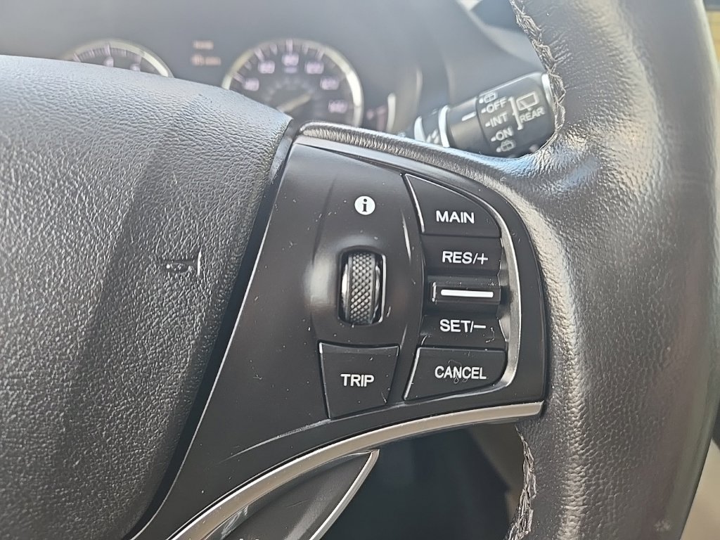 Used 2016 Acura MDX w/ Technology Package AWD/4WD image 45