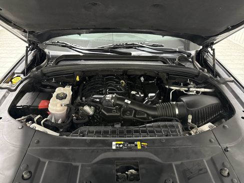 Used 2023 Jeep Grand Cherokee L Laredo RWD image 31