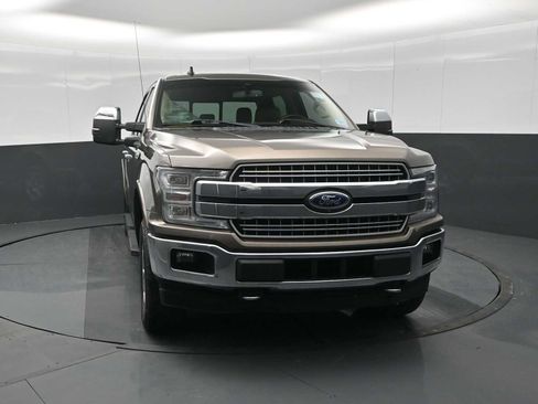 Used 2019 Ford F150 Lariat w/ Equipment Group 502A Luxury image 3