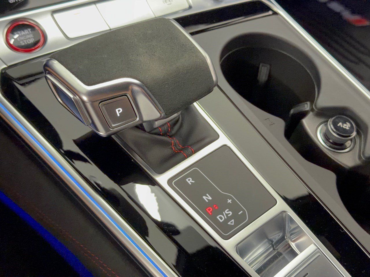 Used 2022 Audi RS 6 AWD/4WD image 21